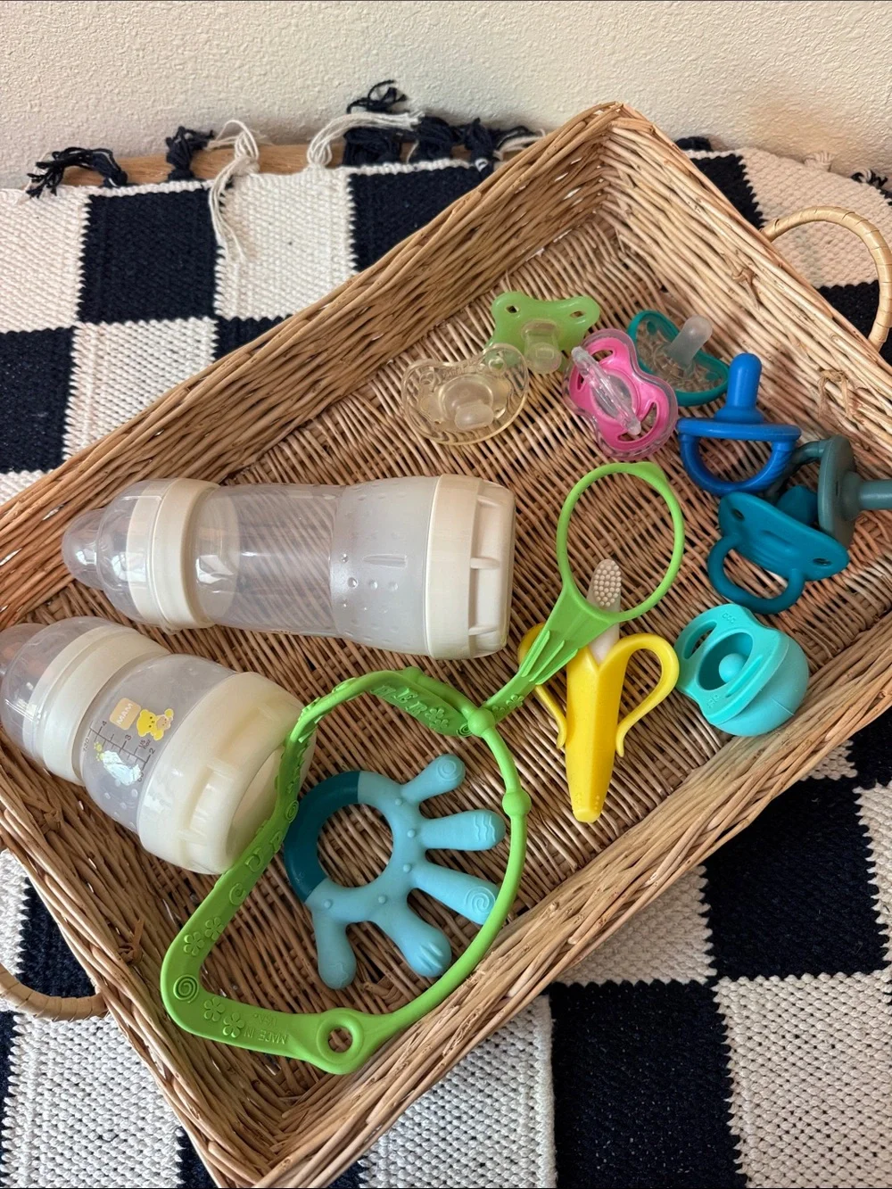 Assorted Kids Feeding and Soothing Set in Teal, Green, Yellow and Pink